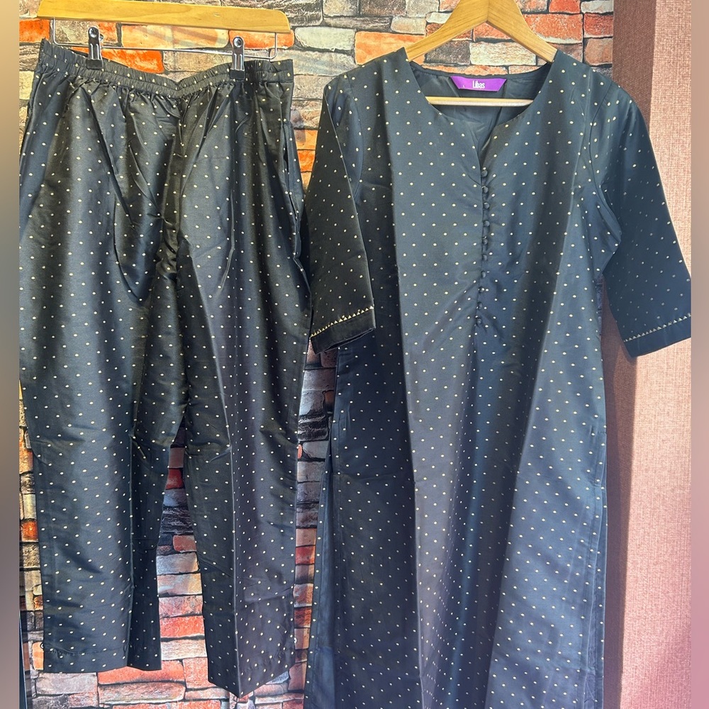 Libas black brand new - Picture 1 of 12